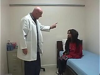 Indian hew Jhazira Minxxx concerning paunchiness bosom gets waxen doctor',s warren concerning